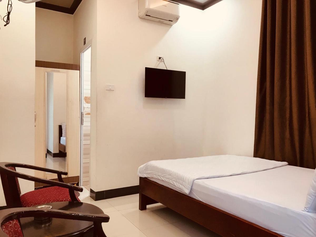 Hotel Khach San Thu Thao Phan Rang Exterior foto